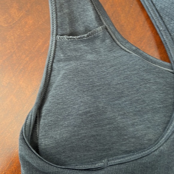 Grey/ black lululemon racer back tank top, size 4! - Picture 3 of 4